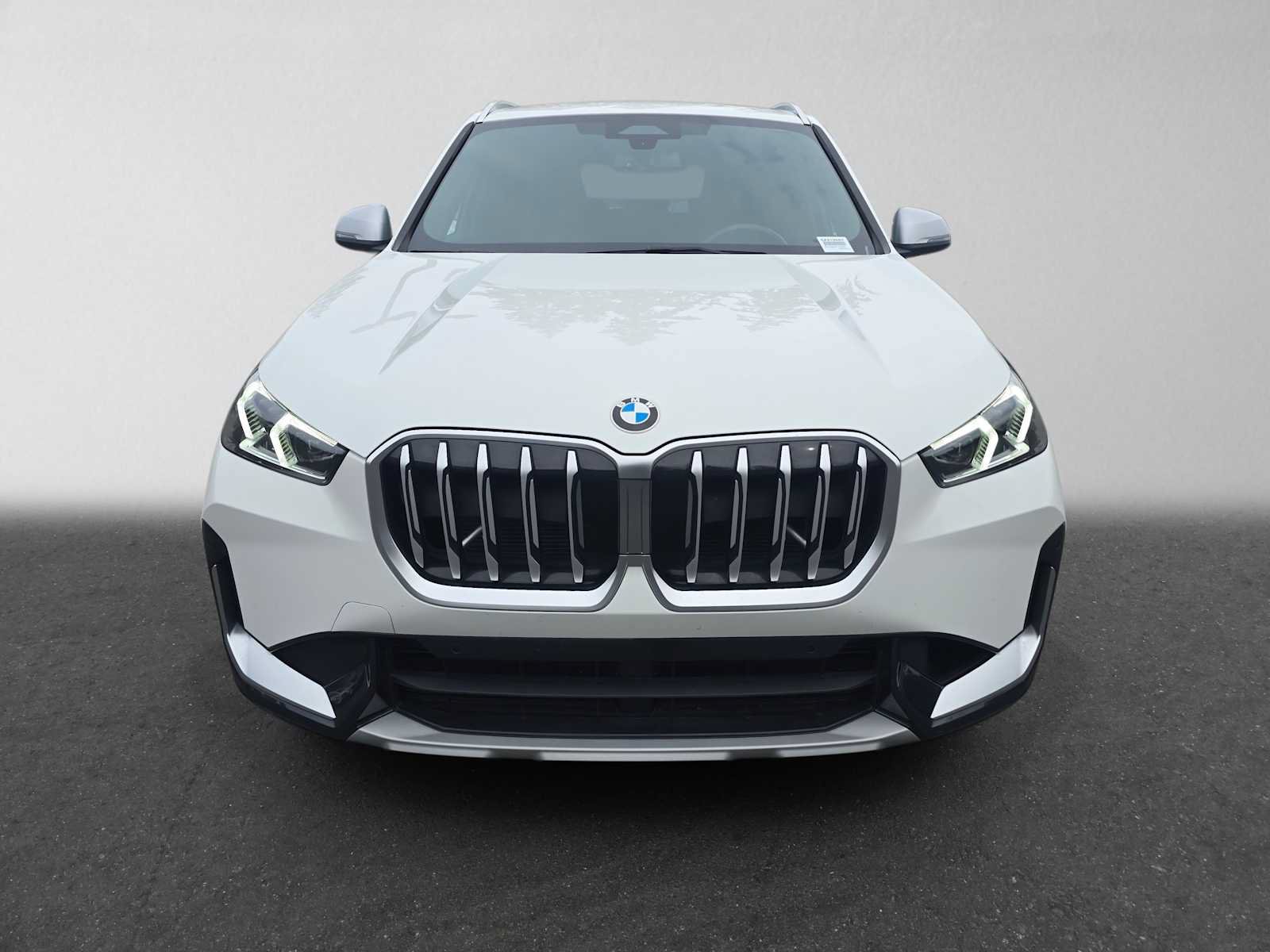 Used 2024 BMW X1 xDrive28i w/ Convenience Package AWD/4WD image 8
