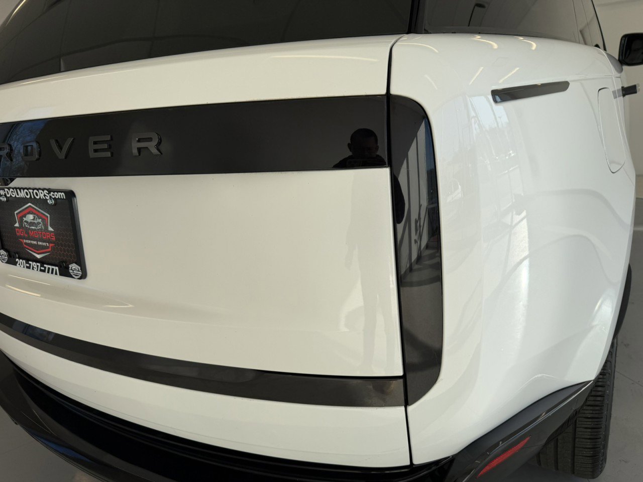 Used 2023 Land Rover Range Rover SE AWD/4WD image 40