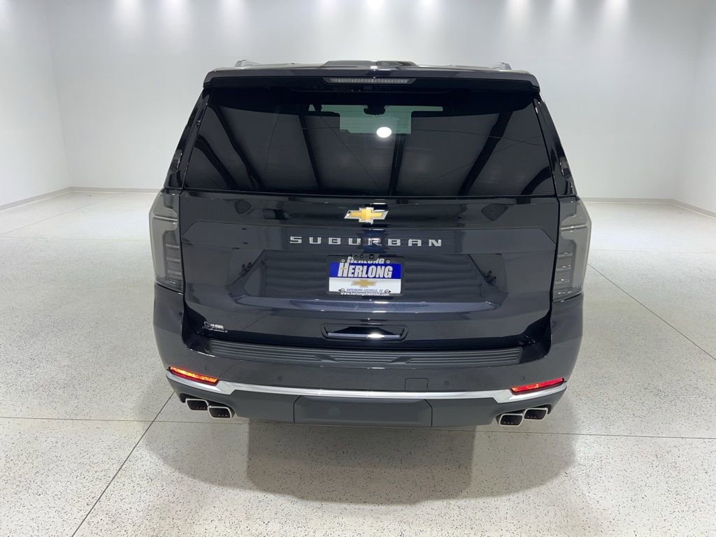 New 2026 Chevrolet Suburban High Country image 4
