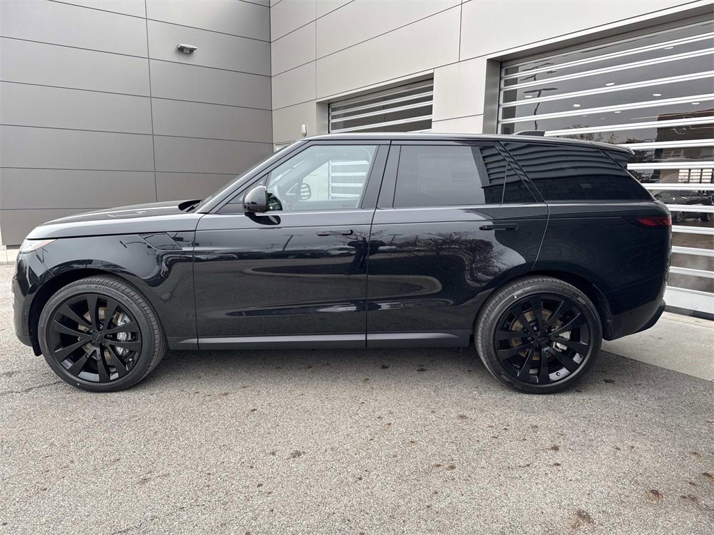 New 2026 Land Rover Range Rover Sport SE image 4