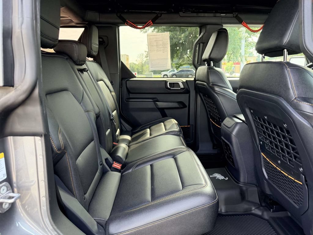 Used 2024 Ford Bronco Badlands AWD/4WD image 10