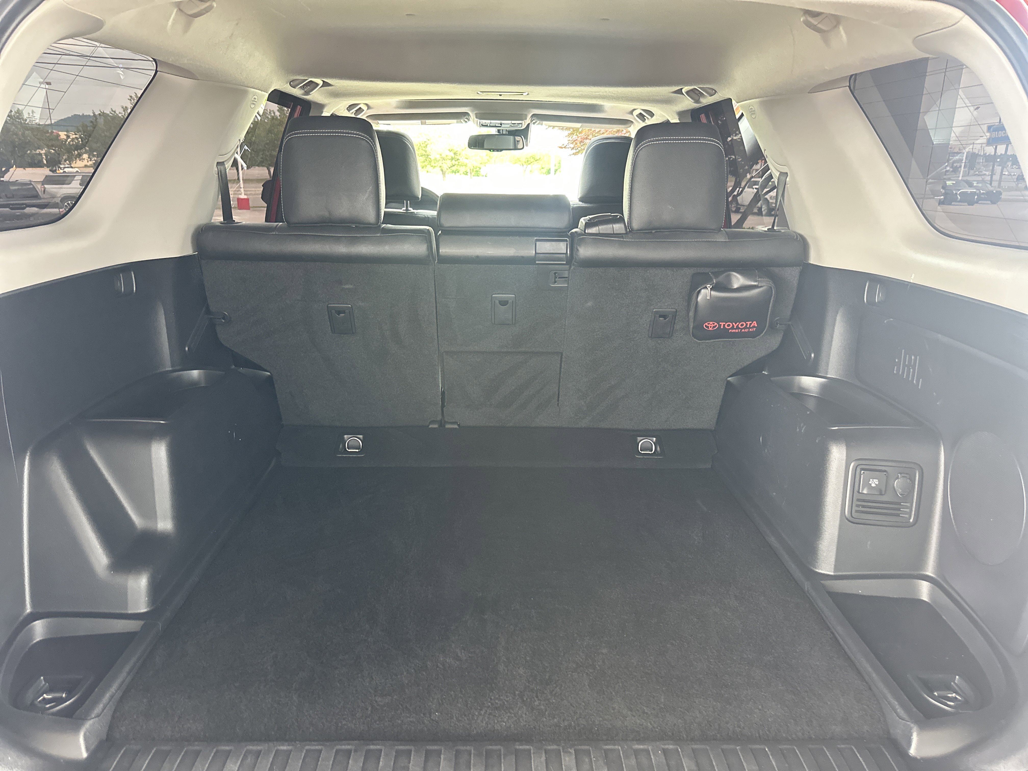 Used 2023 Toyota 4Runner Limited AWD/4WD image 20