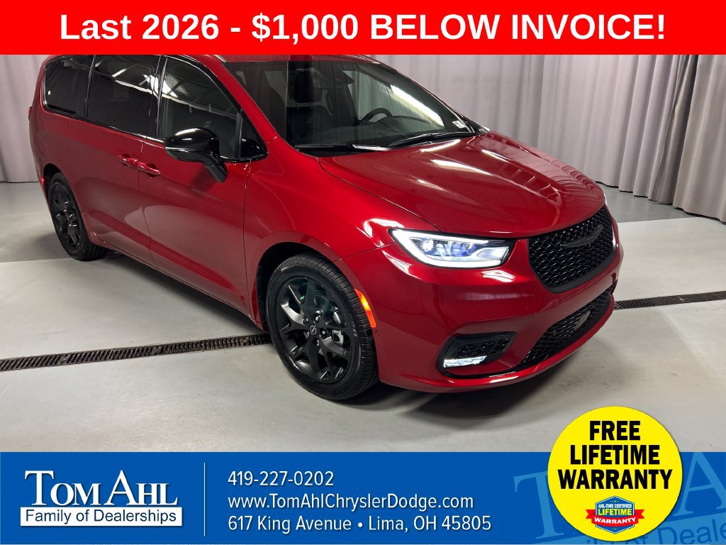 New 2026 Chrysler Pacifica Select w/ S Appearance Package