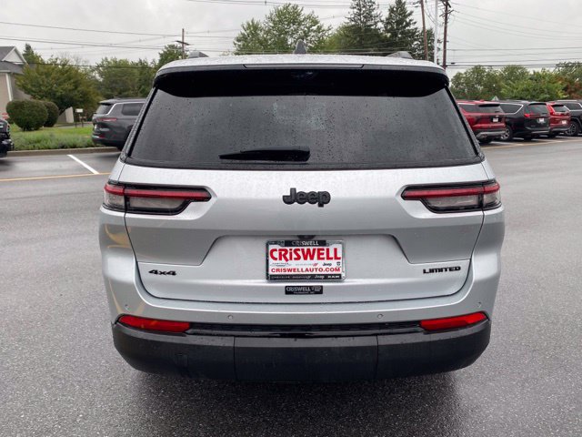 Used 2025 Jeep Grand Cherokee L Limited w/ Luxury Tech Group II AWD/4WD image 5