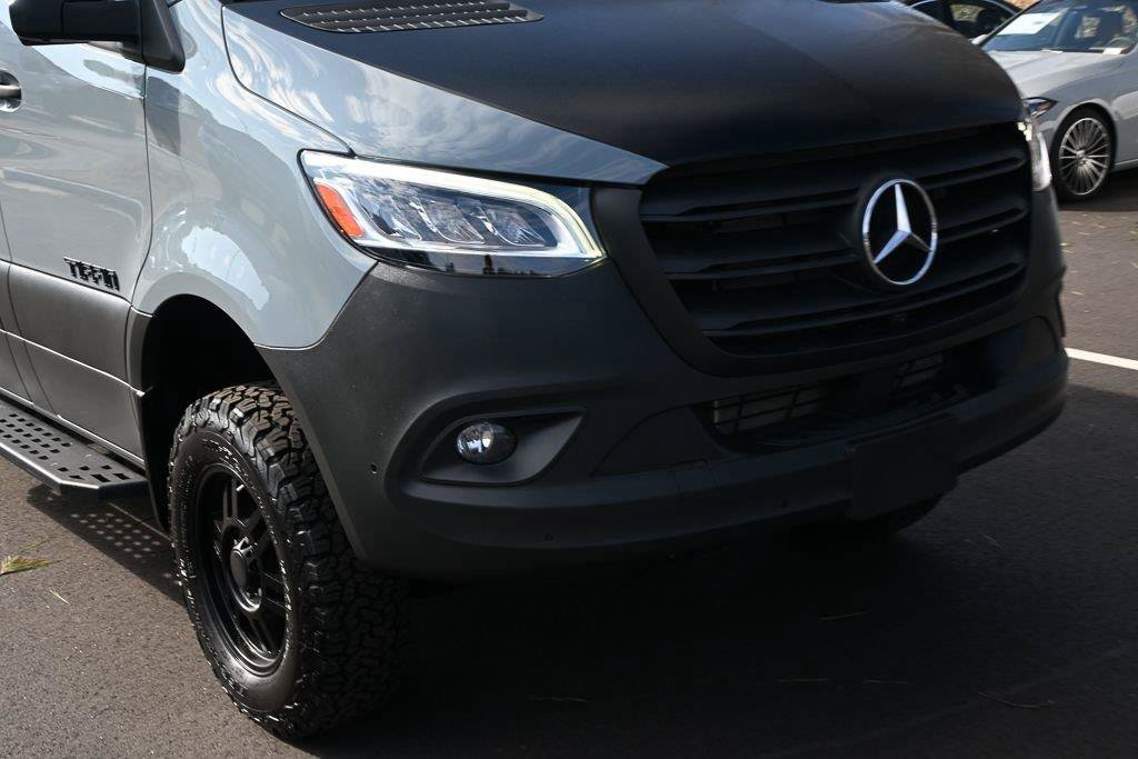 Used 2023 Mercedes-Benz Sprinter 2500 image 34