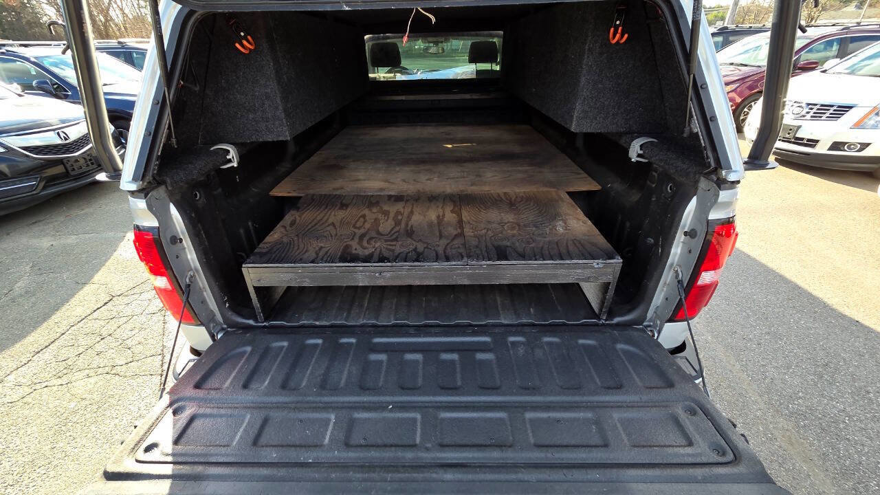 Used 2014 GMC Sierra 1500 SLE w/ SLE Preferred Package image 30