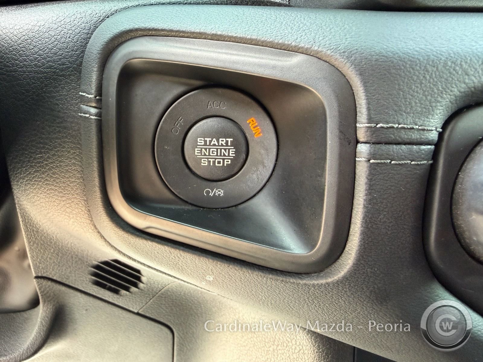 Used 2024 Jeep Wrangler High Altitude image 31