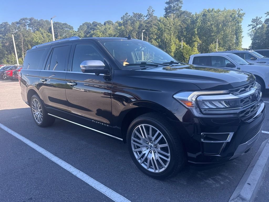 Used 2023 Ford Expedition Max Platinum AWD/4WD image 1