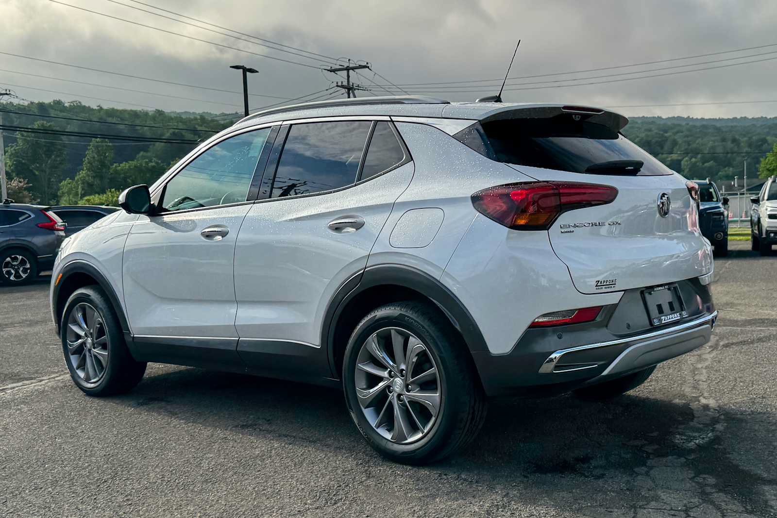 Used 2023 Buick Encore GX Essence w/ Advanced Technology Package AWD/4WD image 5