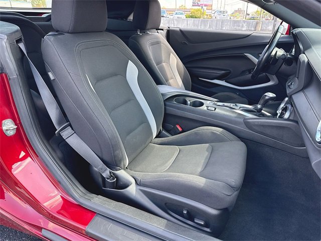 Used 2023 Chevrolet Camaro LT image 25