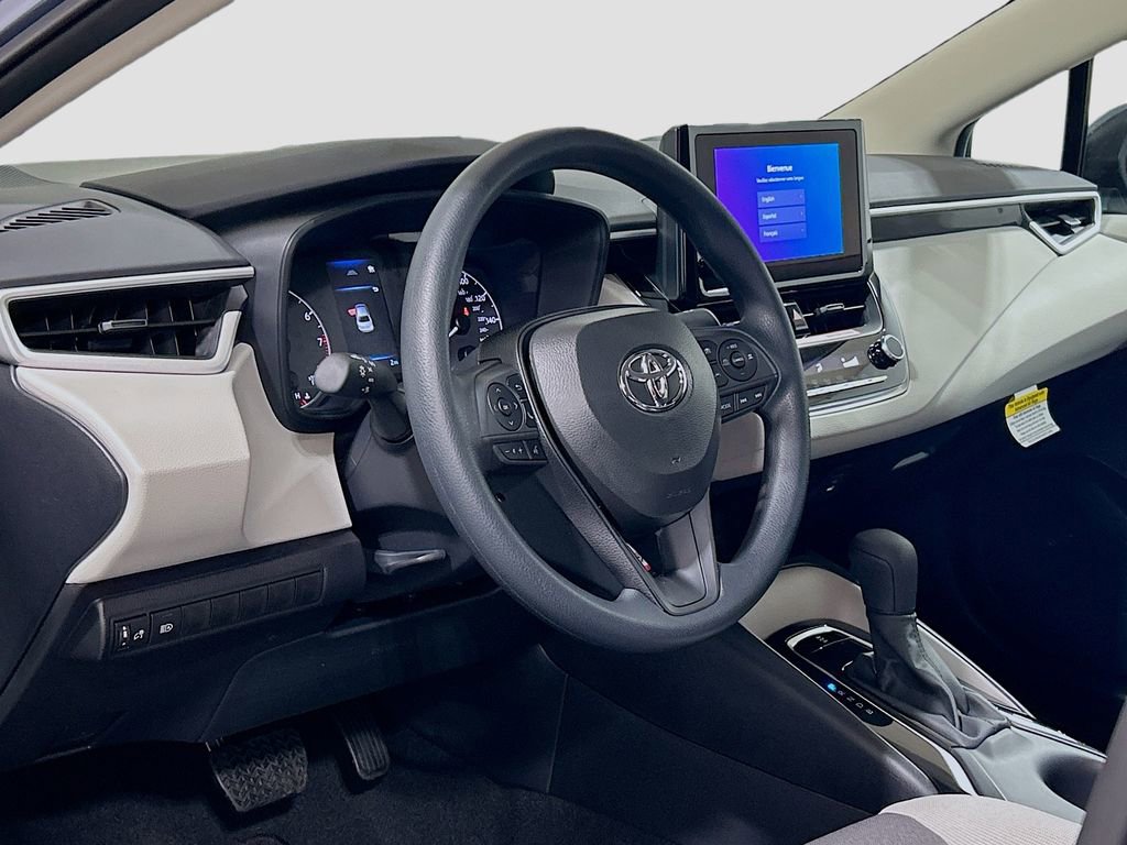 New 2025 Toyota Corolla LE image 10