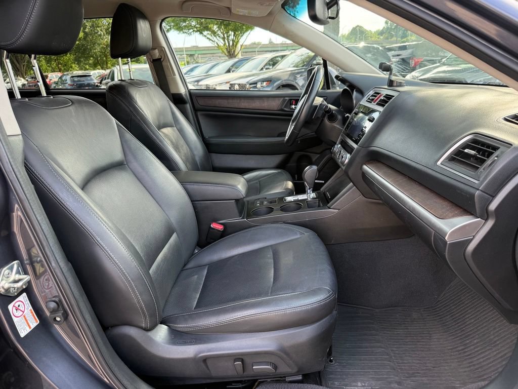 Used 2017 Subaru Outback 2.5i Limited AWD/4WD image 31