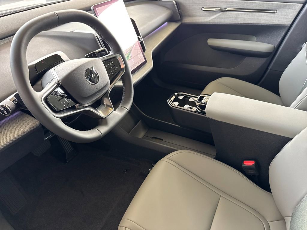 New 2026 Volvo EX30 Plus w/ Climate Package AWD/4WD image 9
