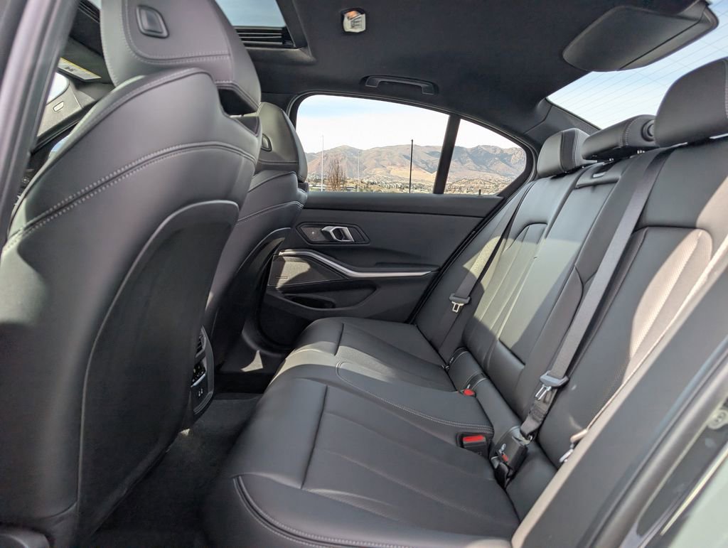 New 2026 BMW 330i xDrive Sedan w/ M Sport Package image 17