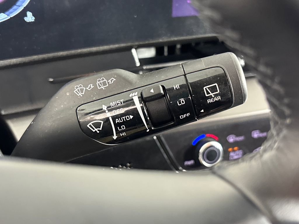 Certified 2025 Kia Sportage EX image 16