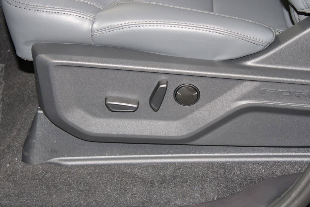 New 2026 Ford Expedition Max Active image 21