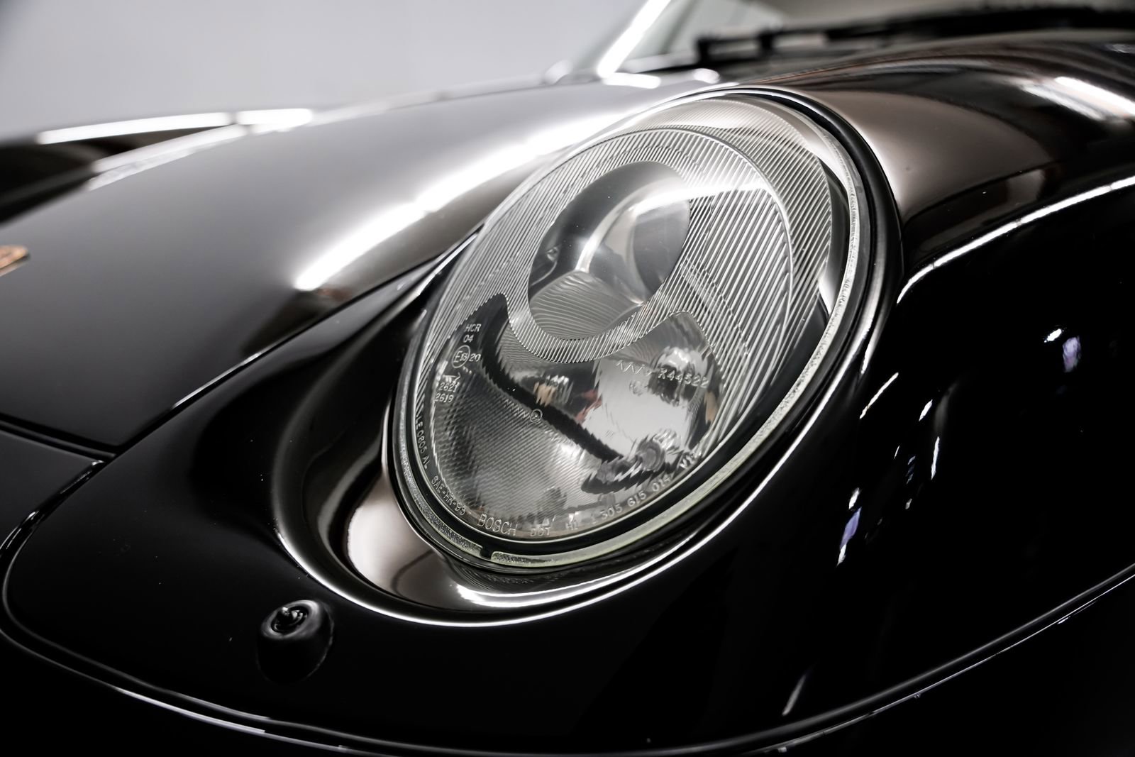 Used 1995 Porsche 911 Carrera RWD image 32