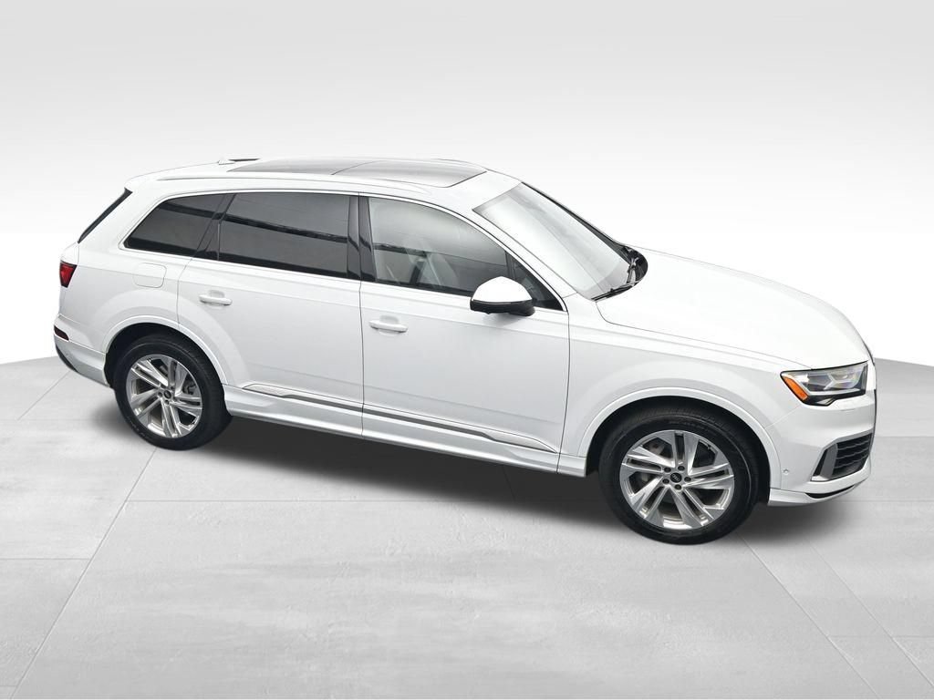 Used 2021 Audi Q7 3.0T Premium Plus w/ Premium Plus Package AWD/4WD image 39