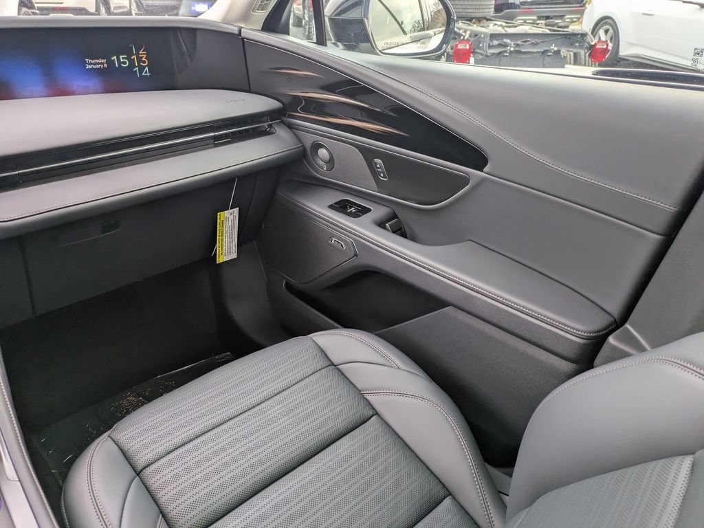New 2026 Lincoln Nautilus Reserve AWD/4WD image 18