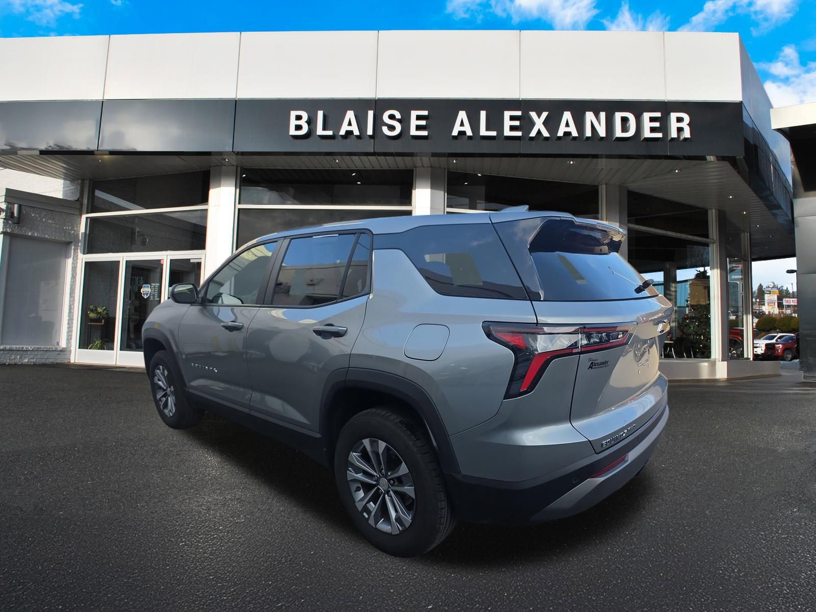 Used 2025 Chevrolet Equinox LT image 8