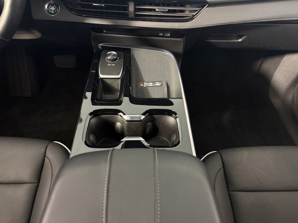 Used 2025 Buick Enclave Preferred image 16