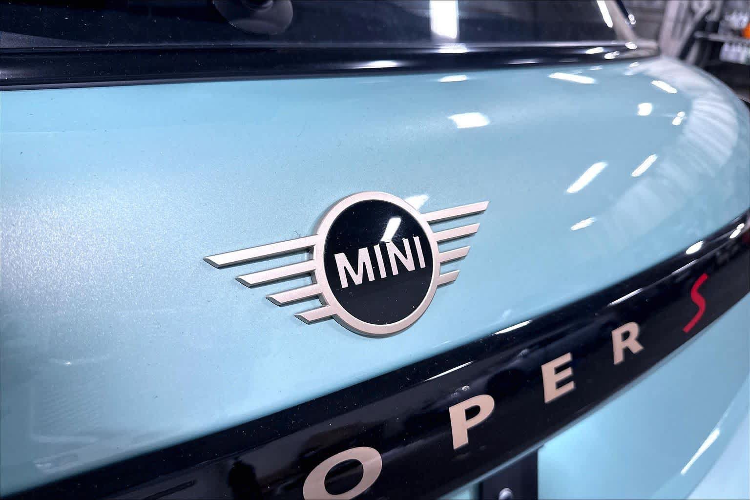 Used 2025 MINI Cooper S FWD image 31