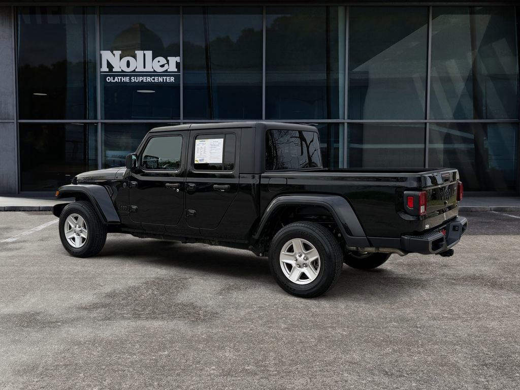 Used 2022 Jeep Gladiator Sport image 13