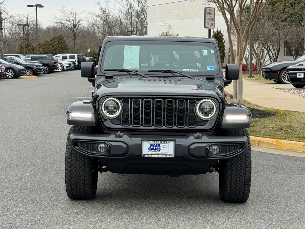 Certified 2025 Jeep Gladiator Sport image 4