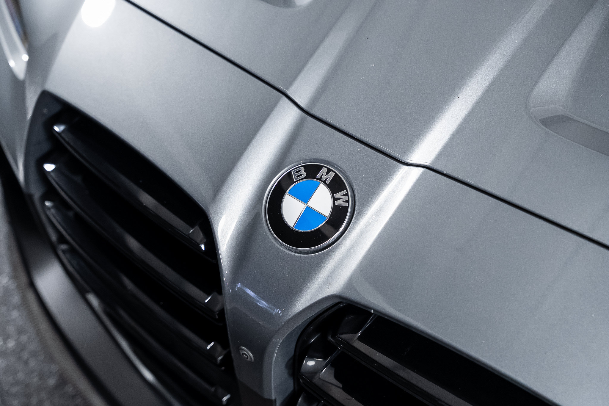 Used 2024 BMW M4 Competition w/ M Carbon Exterior Package RWD image 9