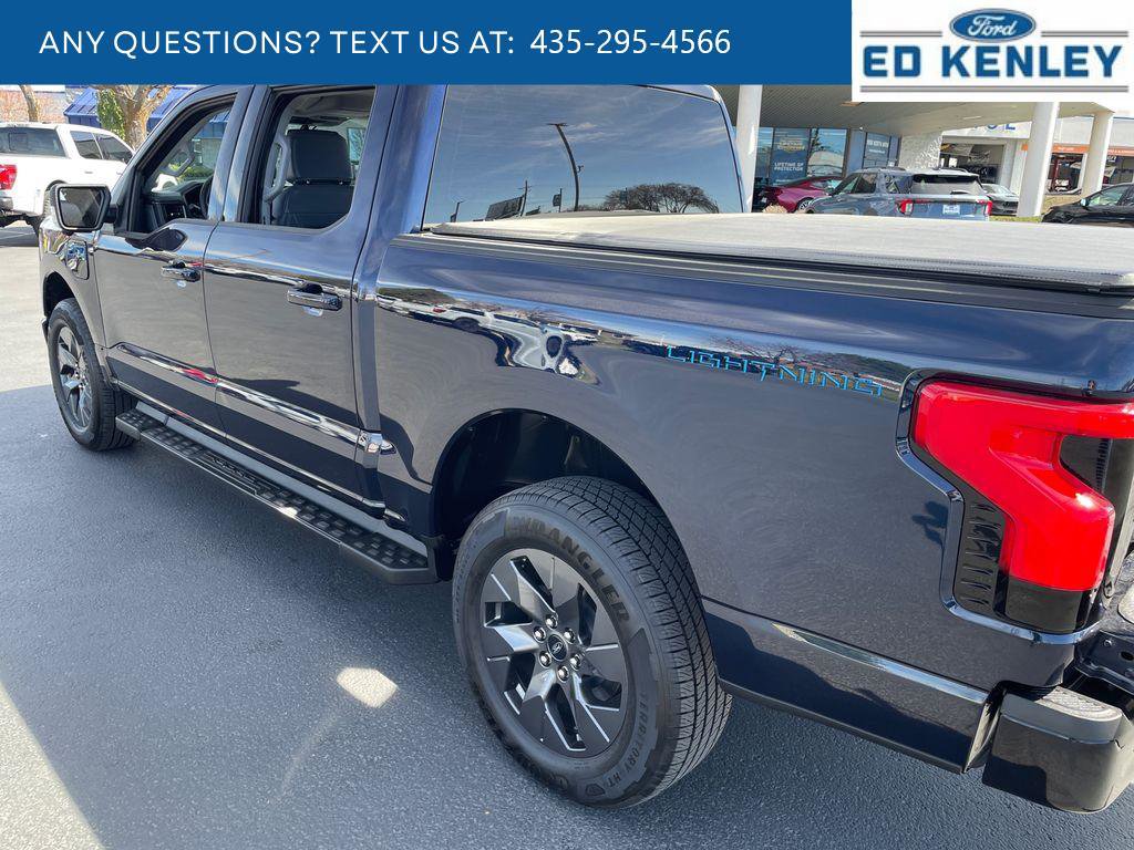Used 2025 Ford F150 Lightning Flash image 37