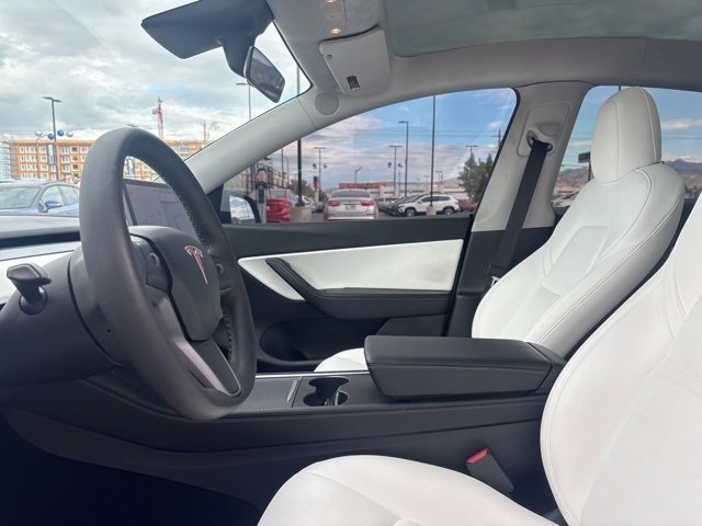 Used 2021 Tesla Model Y Performance image 23