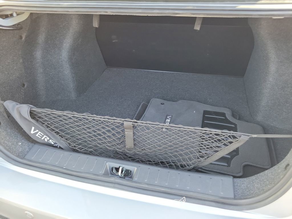 Used 2025 Nissan Versa S w/ Trunk Package image 22