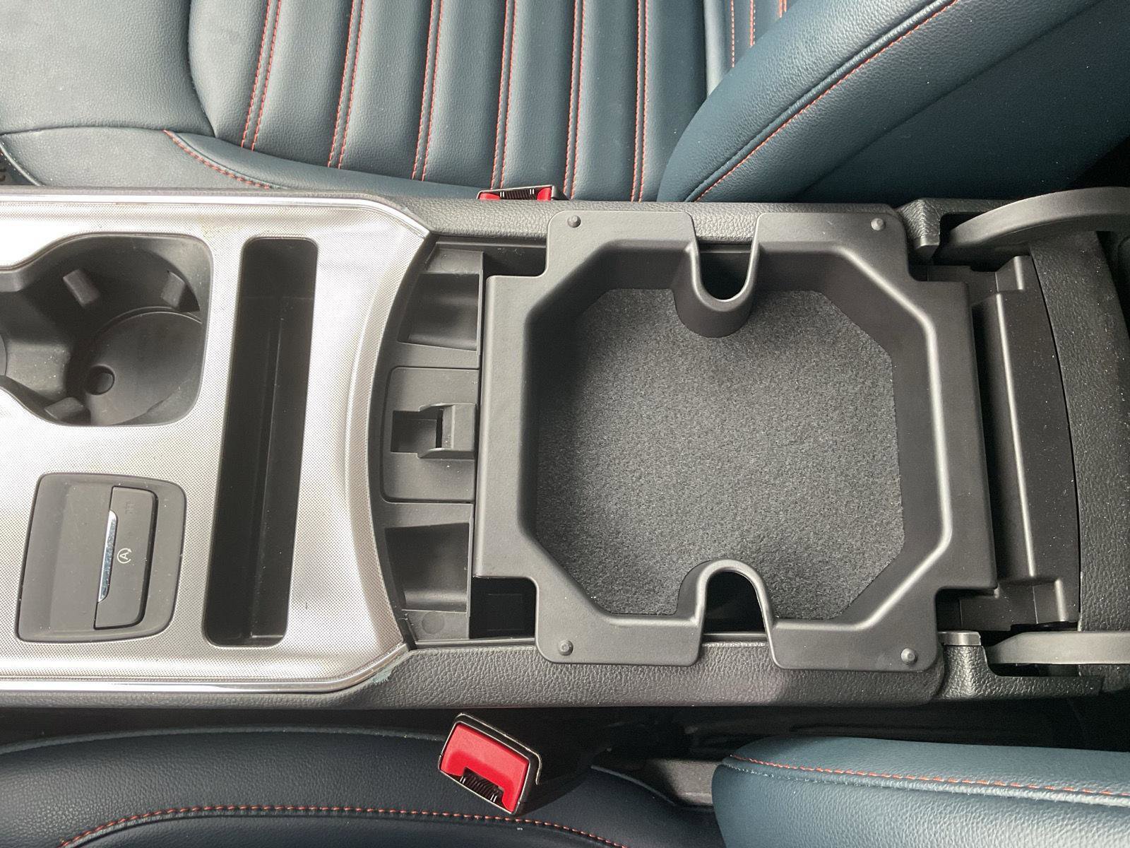 Used 2023 Ford Edge SEL w/ Sport Appearance Package image 19