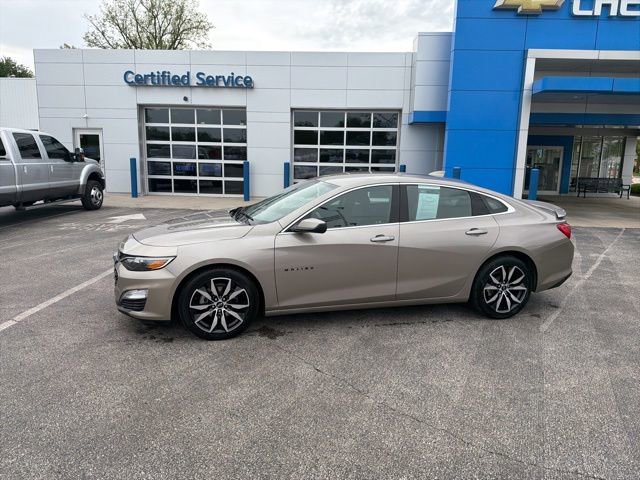 Used 2023 Chevrolet Malibu RS w/ LPO, Floor Liner Package FWD image 4