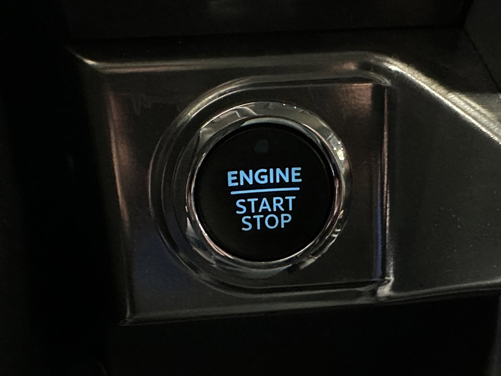 Used 2023 Ford F150 Lariat w/ Trailer Tow Package image 27