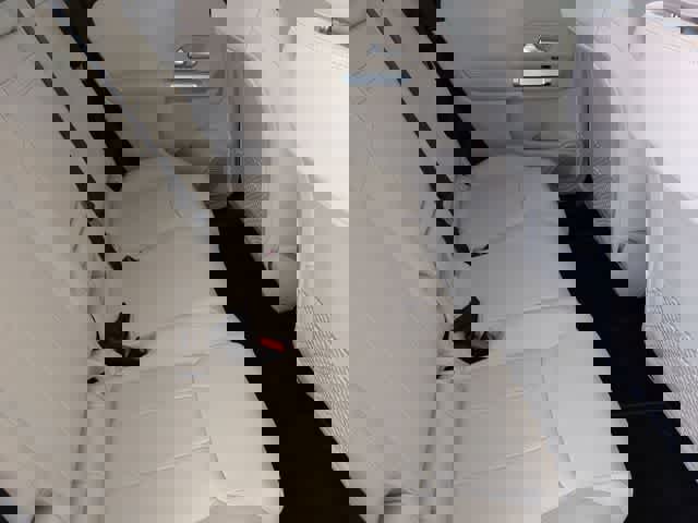 Used 2022 Mercedes-Benz GLB 250 image 21