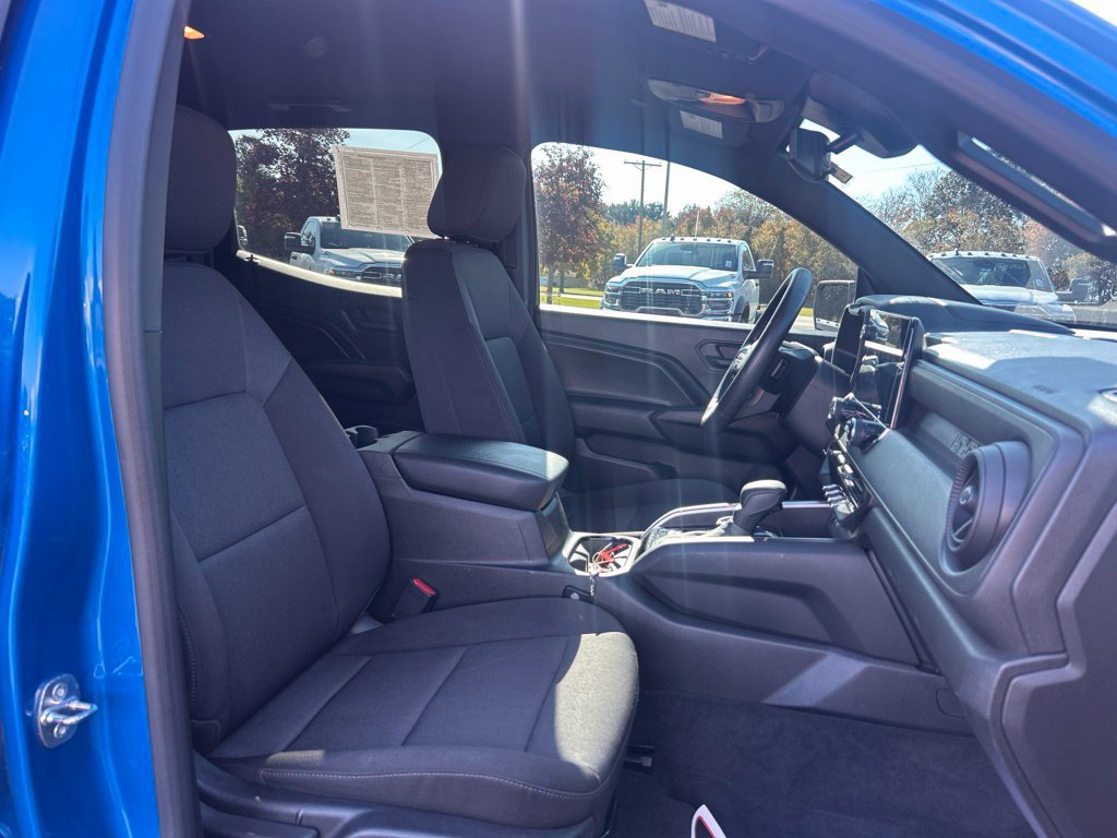 Used 2023 Chevrolet Colorado Trail Boss w/ Advanced Trailering Package AWD/4WD image 11