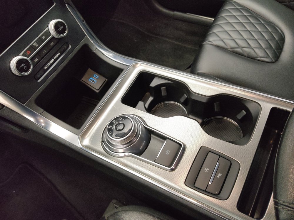 Used 2023 Ford Edge Titanium image 26