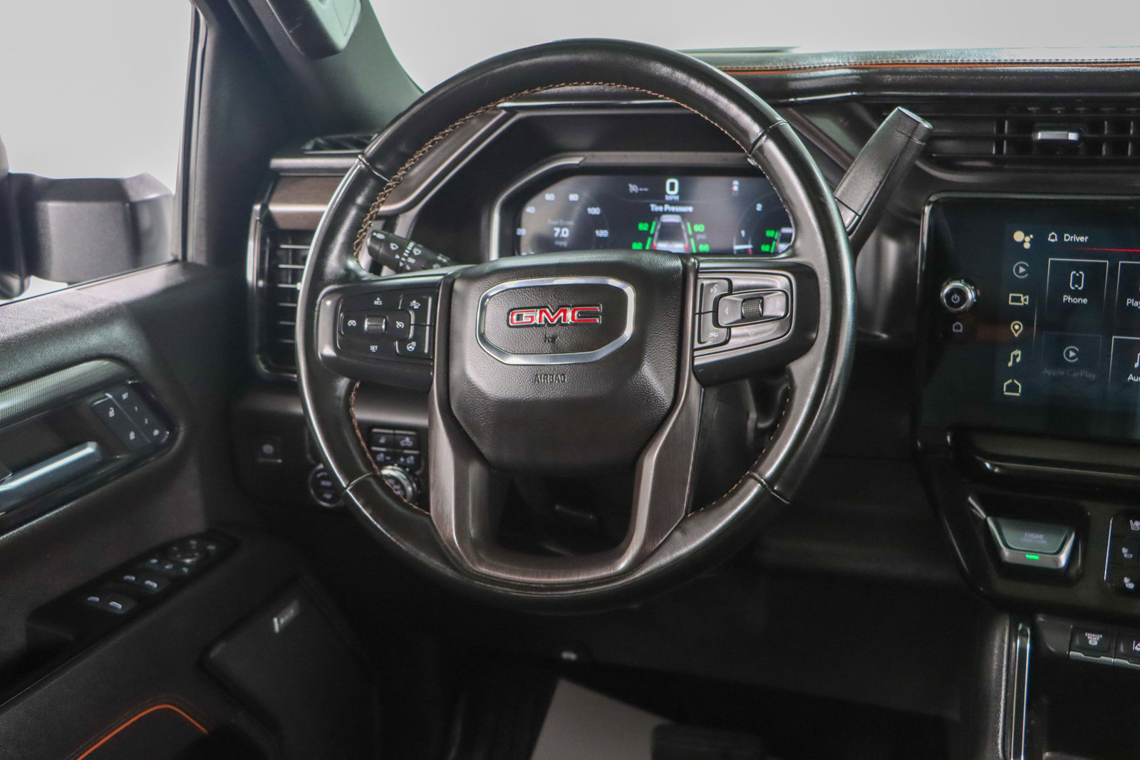 Used 2024 GMC Sierra 2500 AT4 w/ AT4 Premium Plus Package image 13
