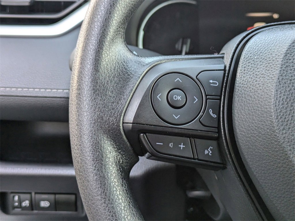 Used 2025 Toyota RAV4 LE image 20