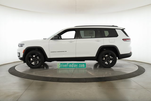 New 2025 Jeep Grand Cherokee L Altitude image 9
