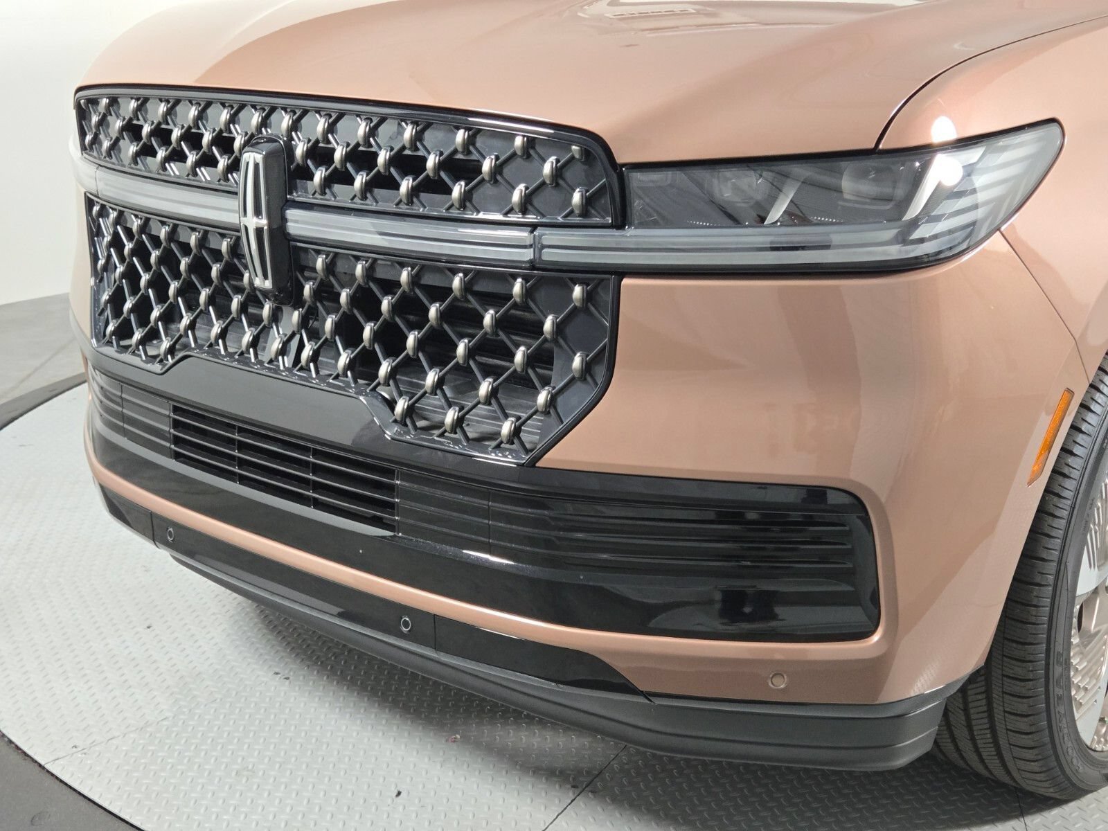 New 2026 Lincoln Navigator L Black Label w/ Black Label Special Edition AWD/4WD image 10