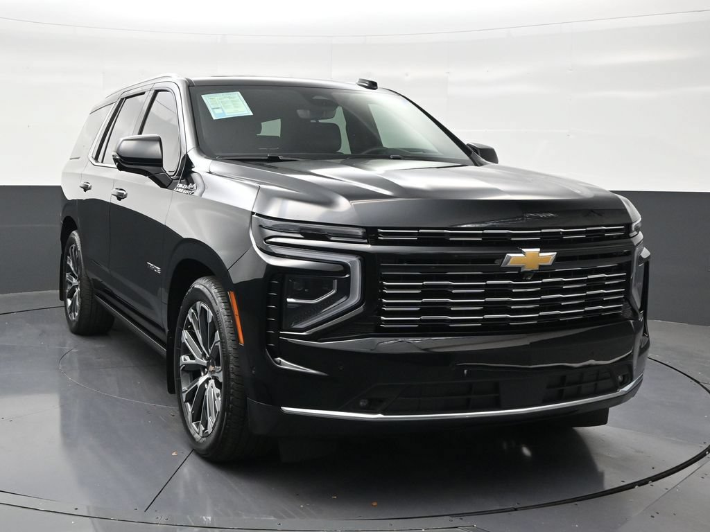 Used 2025 Chevrolet Tahoe High Country RWD image 7