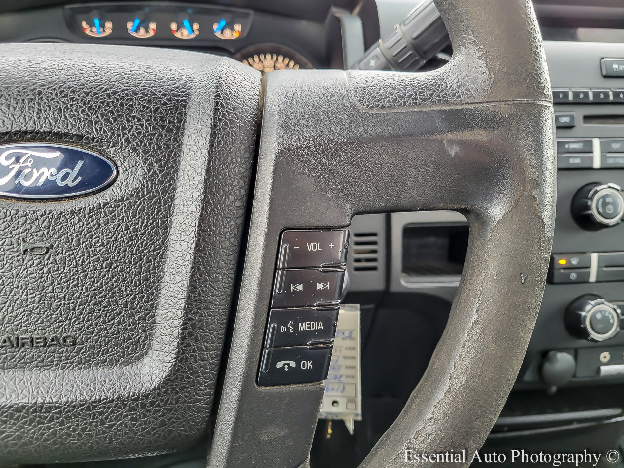 Used 2014 Ford F150 XL w/ Equipment Group 101A Mid AWD/4WD image 13