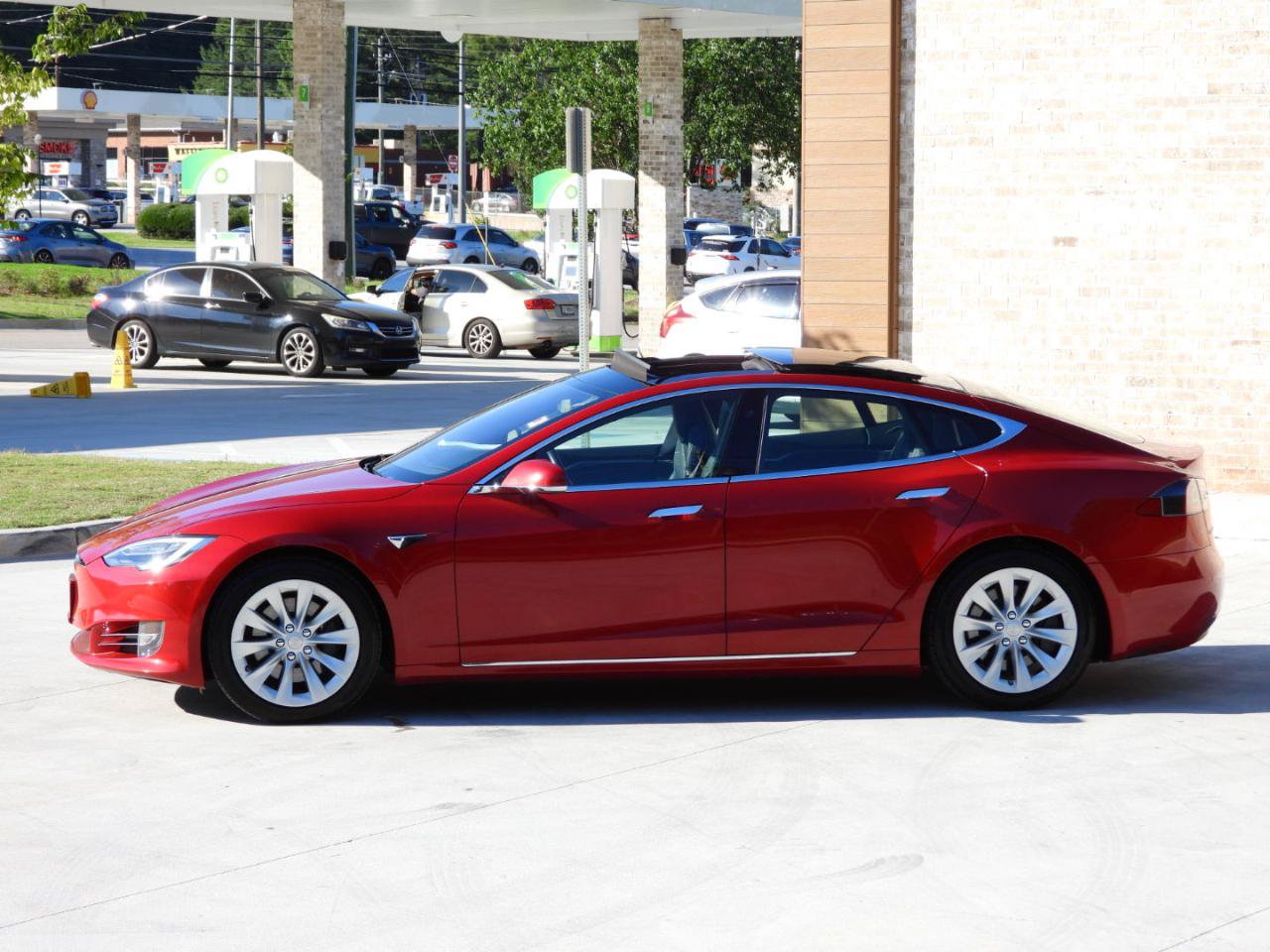 Used 2018 Tesla Model S 100D AWD/4WD image 21