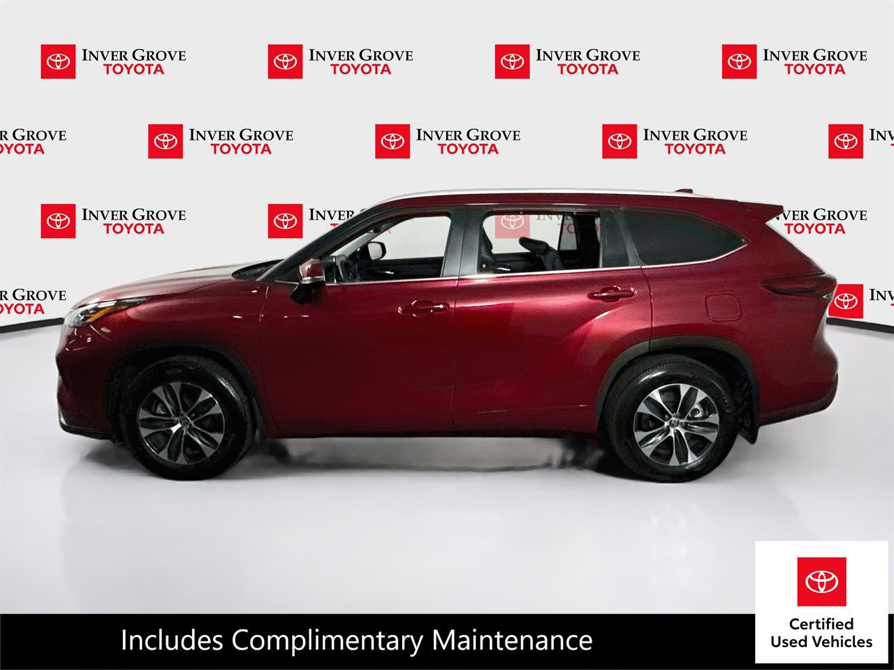 Certified 2026 Toyota Highlander XLE AWD/4WD image 8