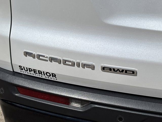 Used 2025 GMC Acadia AT4 image 5