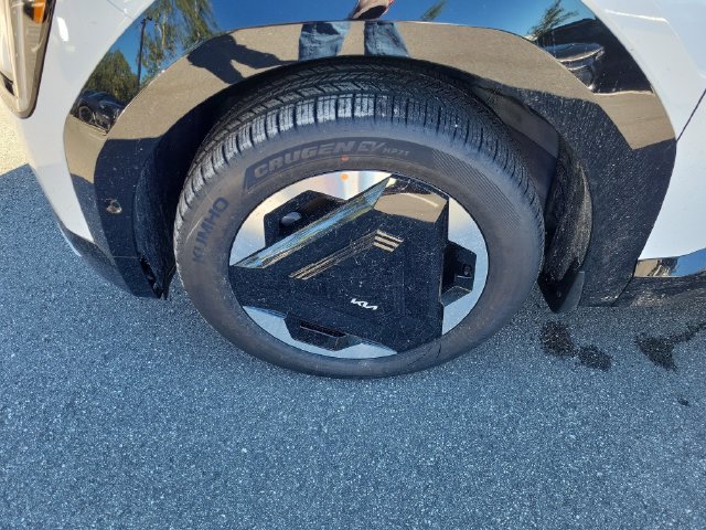 New 2026 Kia EV9 Land AWD/4WD image 5