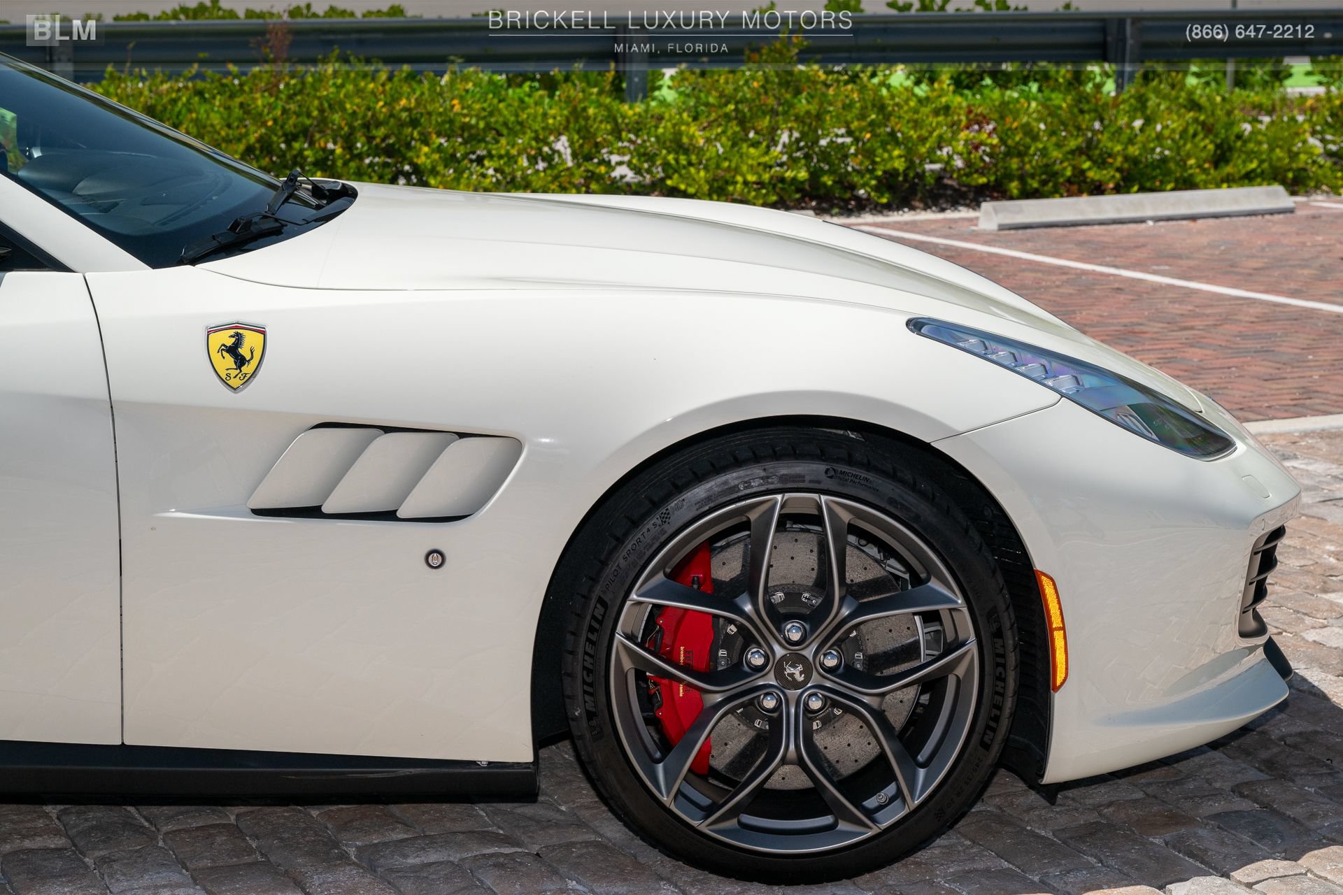 Used 2018 Ferrari GTC4Lusso T RWD image 56