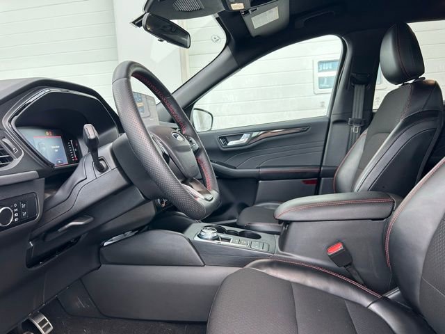Certified 2024 Ford Escape ST-Line image 8